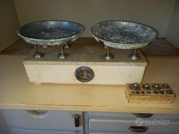 Bilancia antiquariato