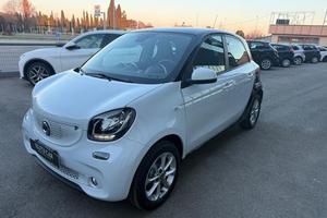 SMART ForFour 70 1.0 Passion