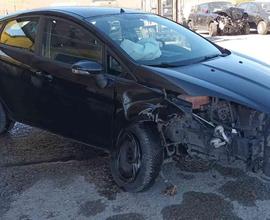 FORD Fiesta 1.2 5 porte INCIDENTATA