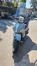 Piaggio Beverly Tourer 350