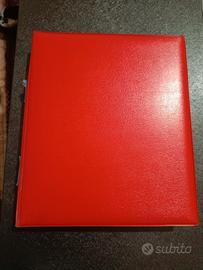 Album con 9 pagine,  180 monete