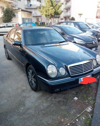 Mercedes
