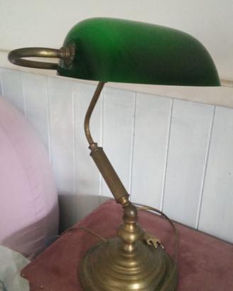 Lampada ministeriale