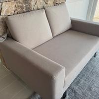 coppia di divani e poltroncina