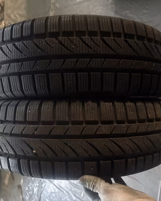 gomme usate 1856515 Winter INFINITY - Winter hero 