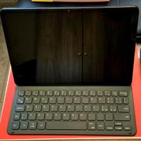 Galaxy Tab S8 (Wi-Fi) + Tastiera Samsung