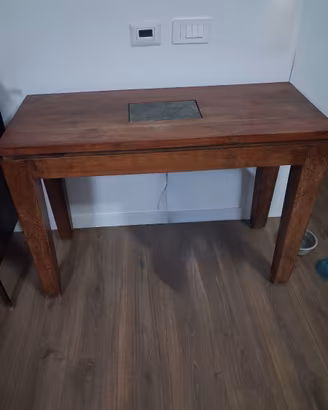 Tavolo consolle in legno pieno
