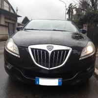 Lancia Delta - Eleganza e Spazio