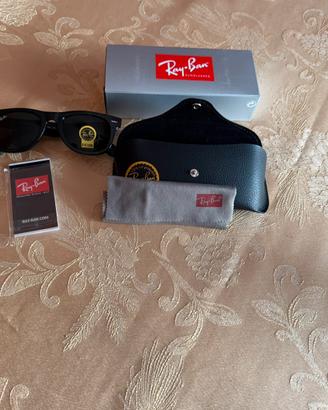 Ray-Ban Wayfarer