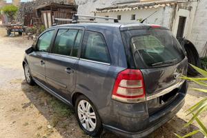 Opel zafira 2009 pezzi ricambio