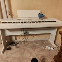 Pianoforte Yamaha dgx 670