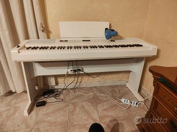 Pianoforte Yamaha dgx 670