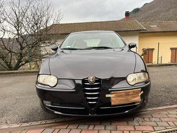 Alfa Romeo 147  2002 1.9 JTD connect full optional