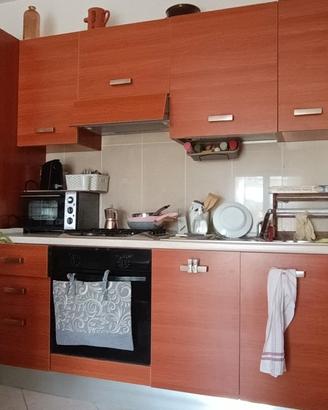 Cucina componibile attrezzata 