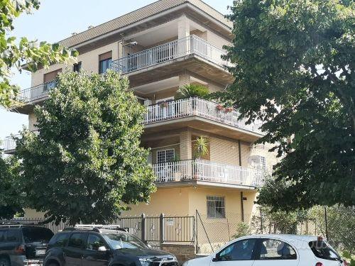 LOFT in zona COLLE PRENESTINO/ SPESE INCLUSE