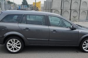 opel astra h station wagon 1.9 CDTI