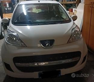 PEUGEUT 107