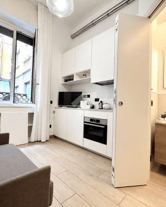 MONOLOCALE A MILANO