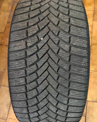 Pneumatici Bridgestone 235/35R19 91W M+S