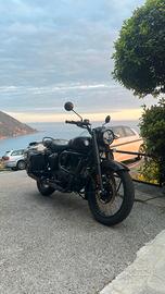 Royal Enfield Classic 350