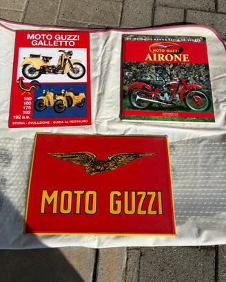 Due volumi Moto Guzzi e placca in metallo