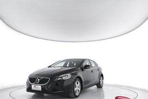 VOLVO V40 D2 - PER OPERATORI DEL SETTORE