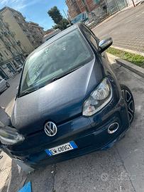 VOLKSWAGEN UP 1.0 benzina incidentata