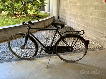 Bicicletta con freni a bacchetta