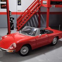 Alfa Romeo Duetto scala 1/18 Minichamps