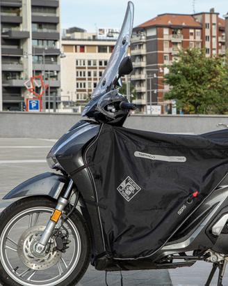 Termoscud Tucano R017N Coprigambe scooter