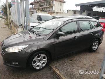 Ford focus 1.5 tdci 95cv euro6b led navigatore 201