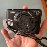 Nikon Coolpix S7000