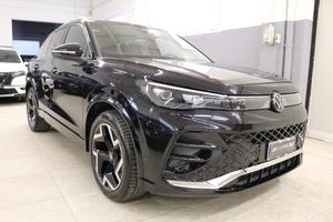 VOLKSWAGEN Tiguan 2.0 TDI 150 CV SCR DSG R-Line