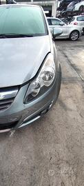 OPEL CORSA 2010 FARO ANTERIORE SX/DX