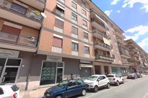 Studio 50 mq in Viale Lincoln