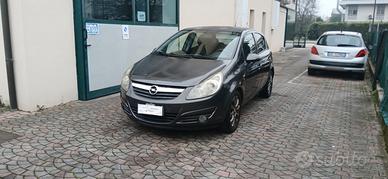 Opel Corsa 1.3 neopatentati diesel