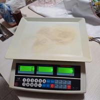 Bilancia pesa alimenti professionale