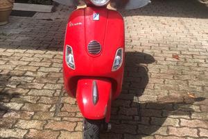 Vespa lx 150
