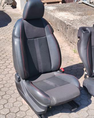 interni sedili Alfa Romeo Giulietta 