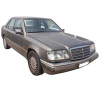 Mercedes W124 Restyling Demolita - Per Ricambi