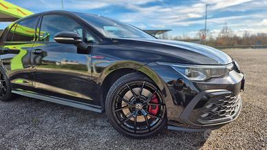 Volkswagen Golf GTI8 2.0 TSI