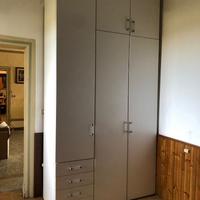 Armadio per camera in laminato bianco