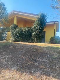 Villa unifamiliare con giardino