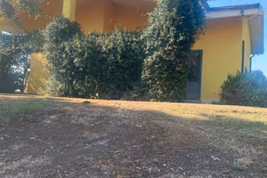 Villa unifamiliare con giardino