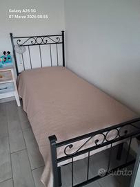 lettino singolo in ferro battuto con materasso mem