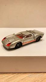 Dinky Toys Ford 40 RV