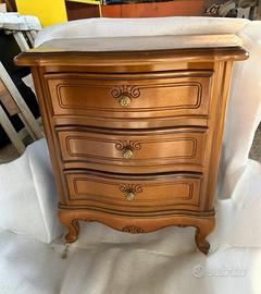 Coppia di comodidi in legno