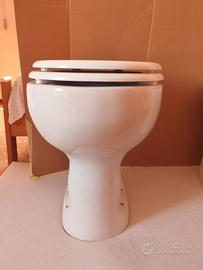 Sanitari alti Water e bidet