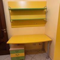 Cameretta: letto a castello, scrivania (Gulino)