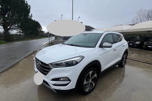 Hyundai TUCSON 1.7 crdi Sound 2wd 115cv